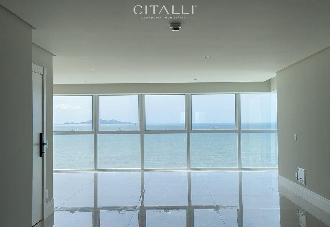 Apartamento no Edifício One Tower em Balneário Camboriú com 196,13 m² - Foto 1