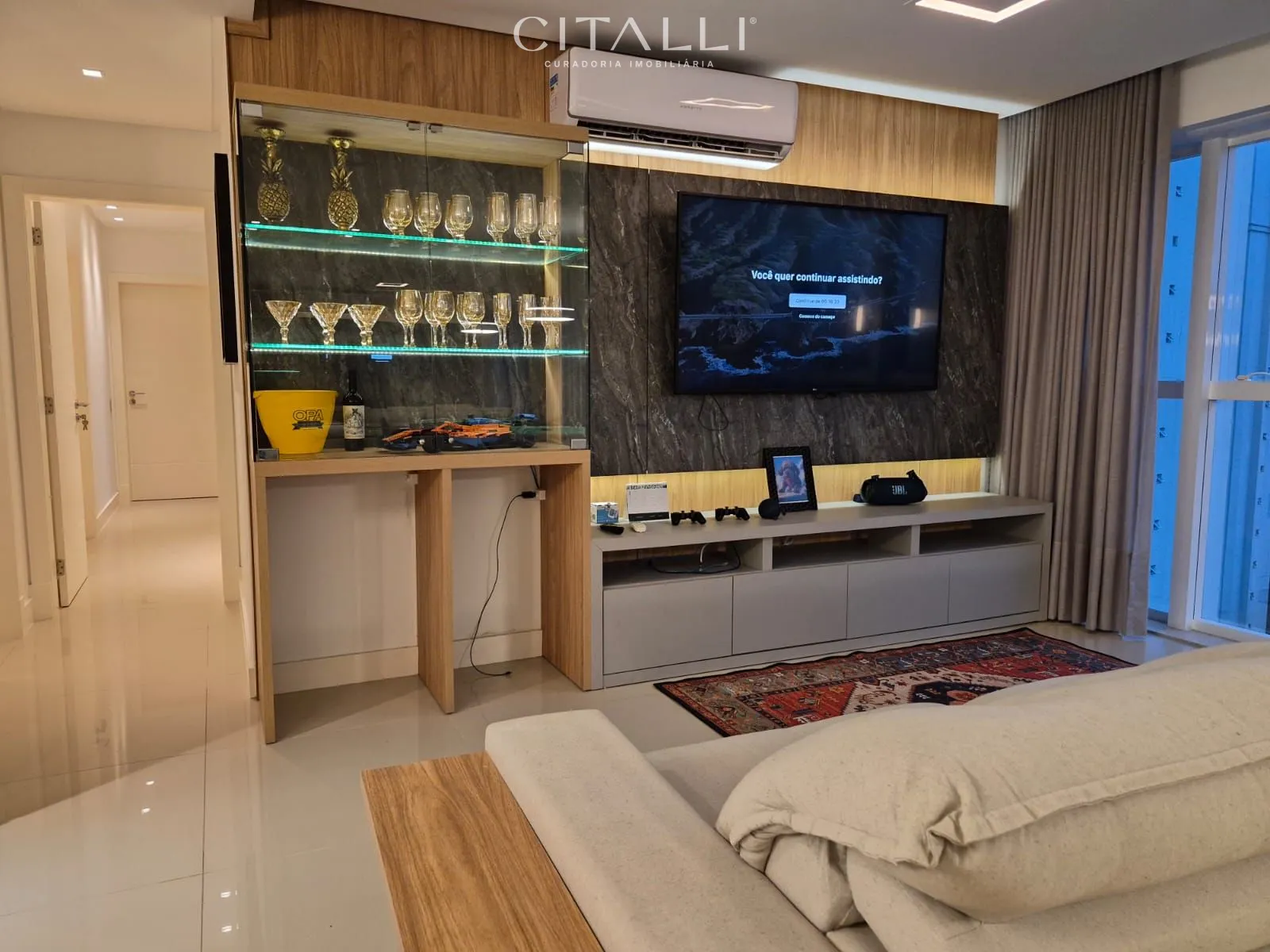 Apartamento mobiliado com 4 suítes na Barra Norte – Cartier Residence - Foto 2