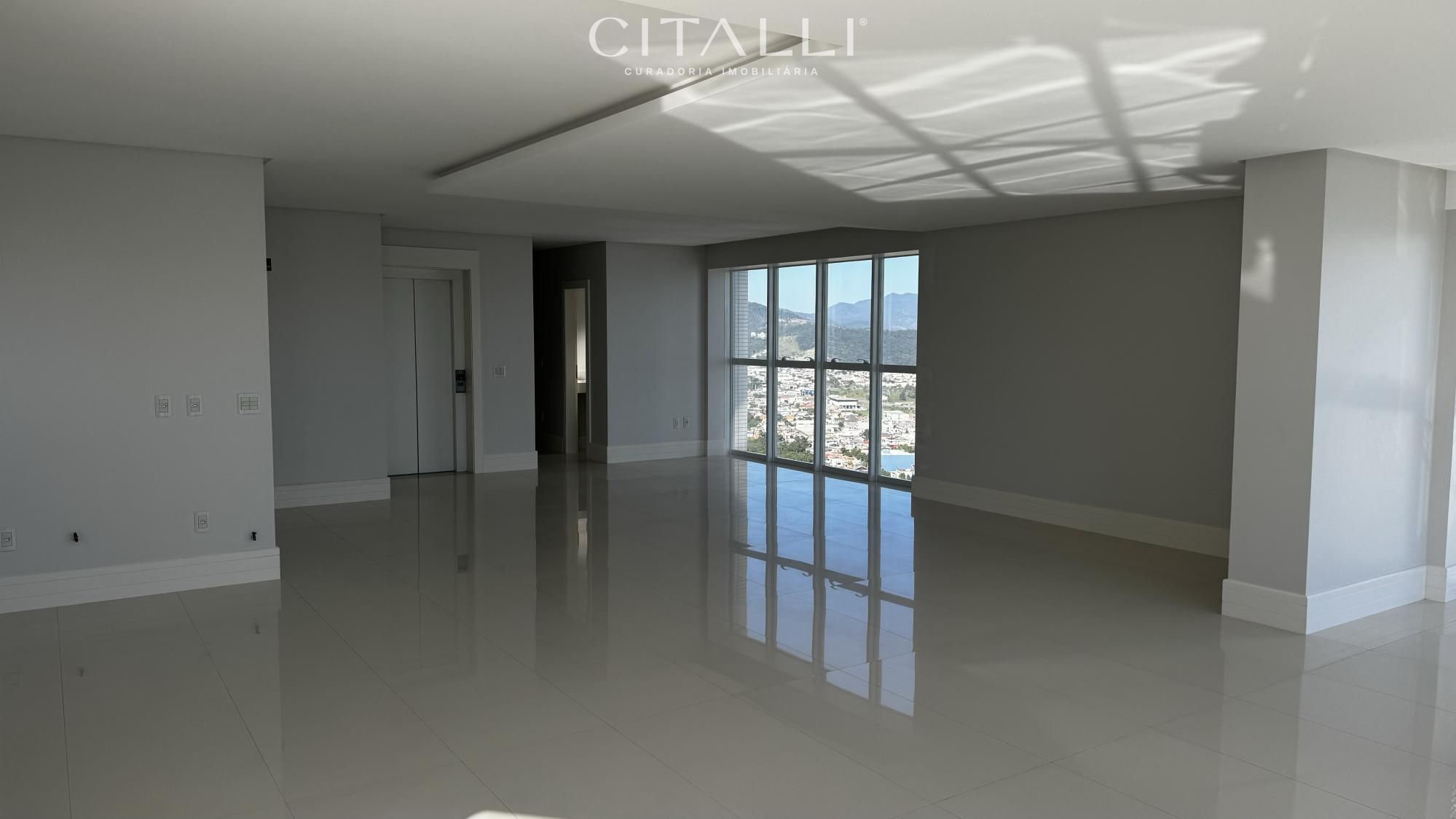 Apartamento no Edifício Ibiza Towers em Balneário Camboriú com 237 m² - Foto 4
