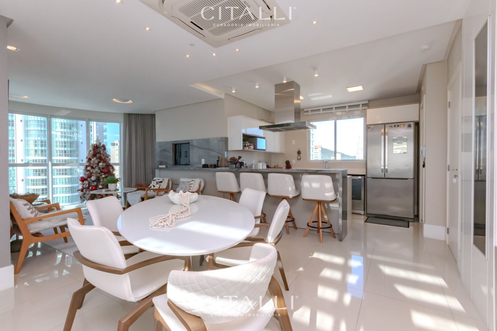 ALTO PADRÃO – ELEGANCE TOWER – BALNEÁRIO CAMBORIÚ - Foto 2