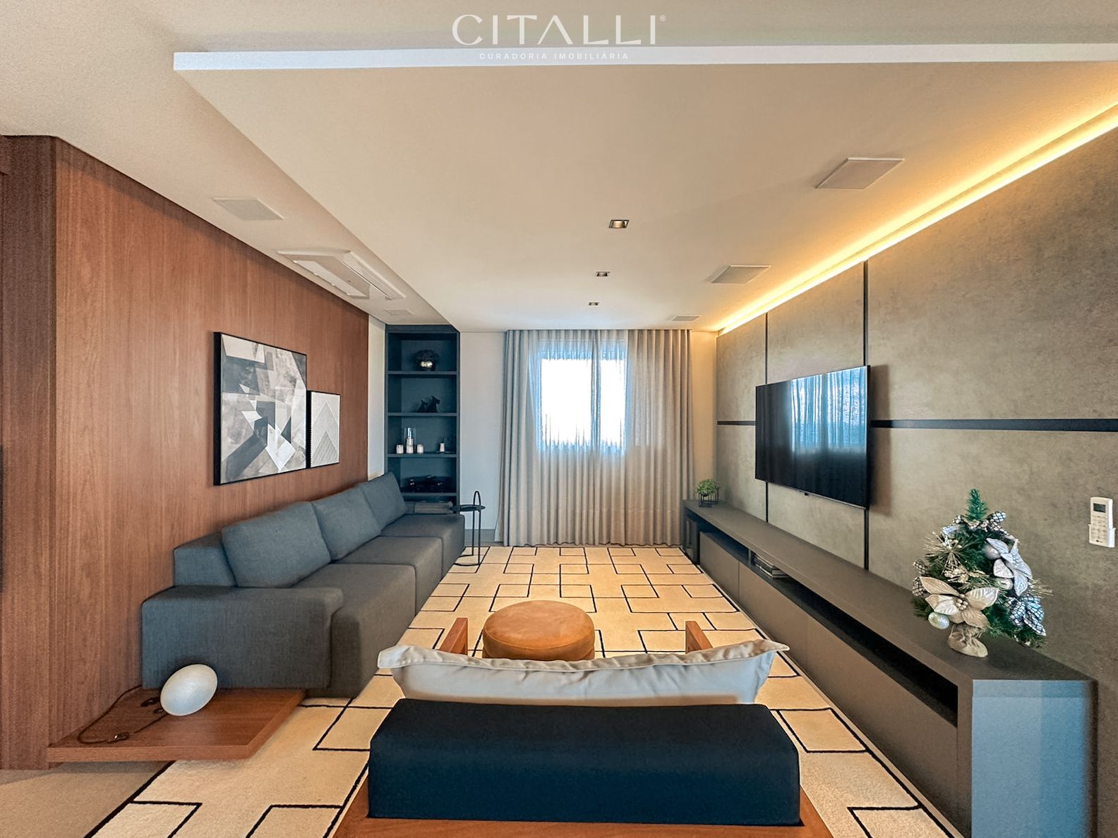 Apartamento mobiliado com 03 suítes  no Edifício Sands Beach Residence em Balneário Camboriú - Foto 1