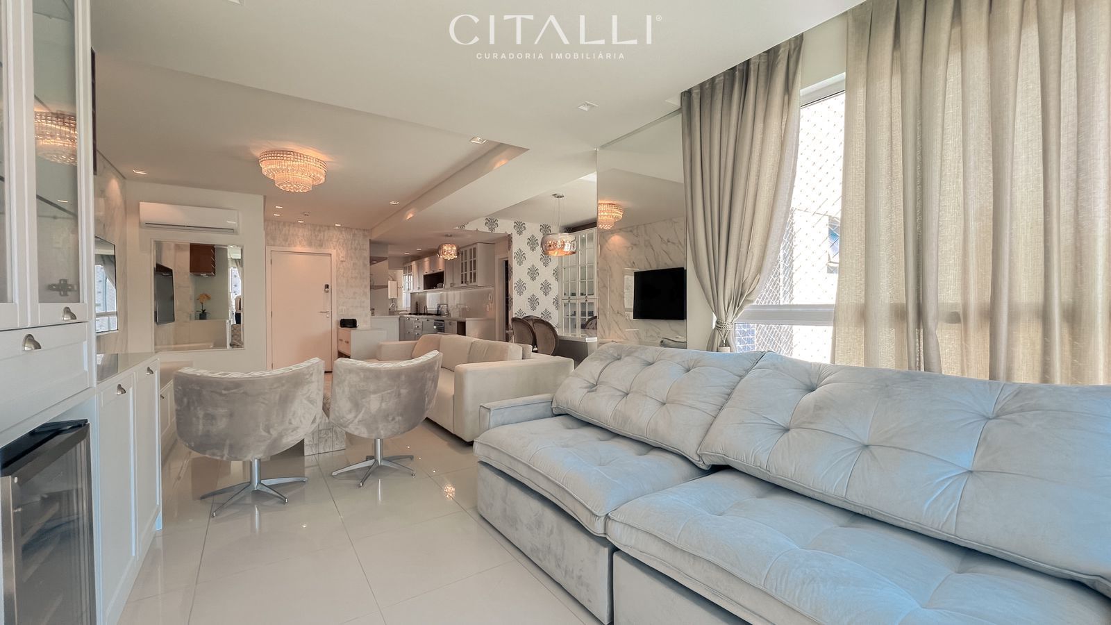 Apartamento no Edifício Império das Ondas em Balneário Camboriú com 133,52m²