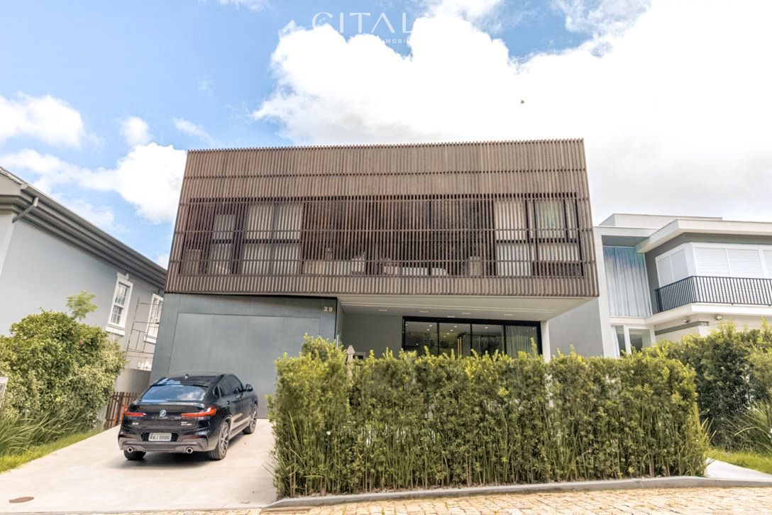 Casa no Condomínio Vila Rica em Balneário Camboriú com 380 m² - Foto 1