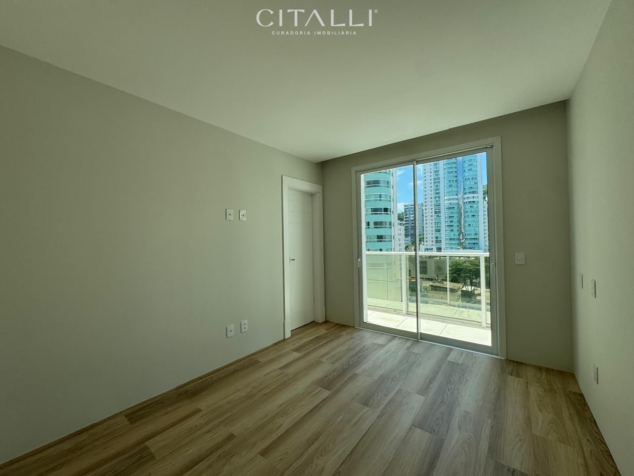 Apartamento Diferenciado Edifício Skyline Tower em Balneário Camboriú com 223,09 m² - Foto 3