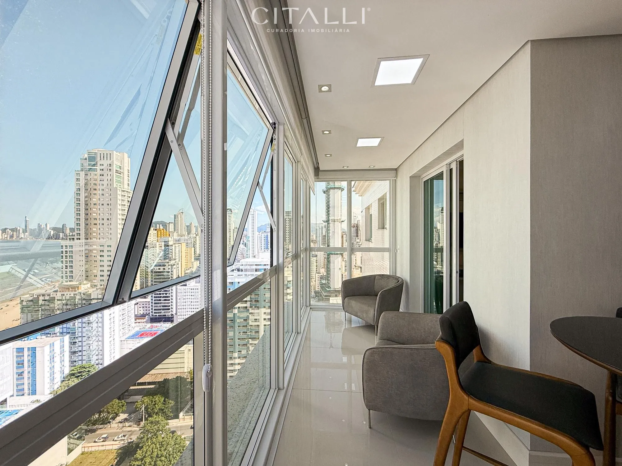 Apartamento no Alameda Jardins em Balneário Camboriú, 117m², 03 suítes - Foto 1