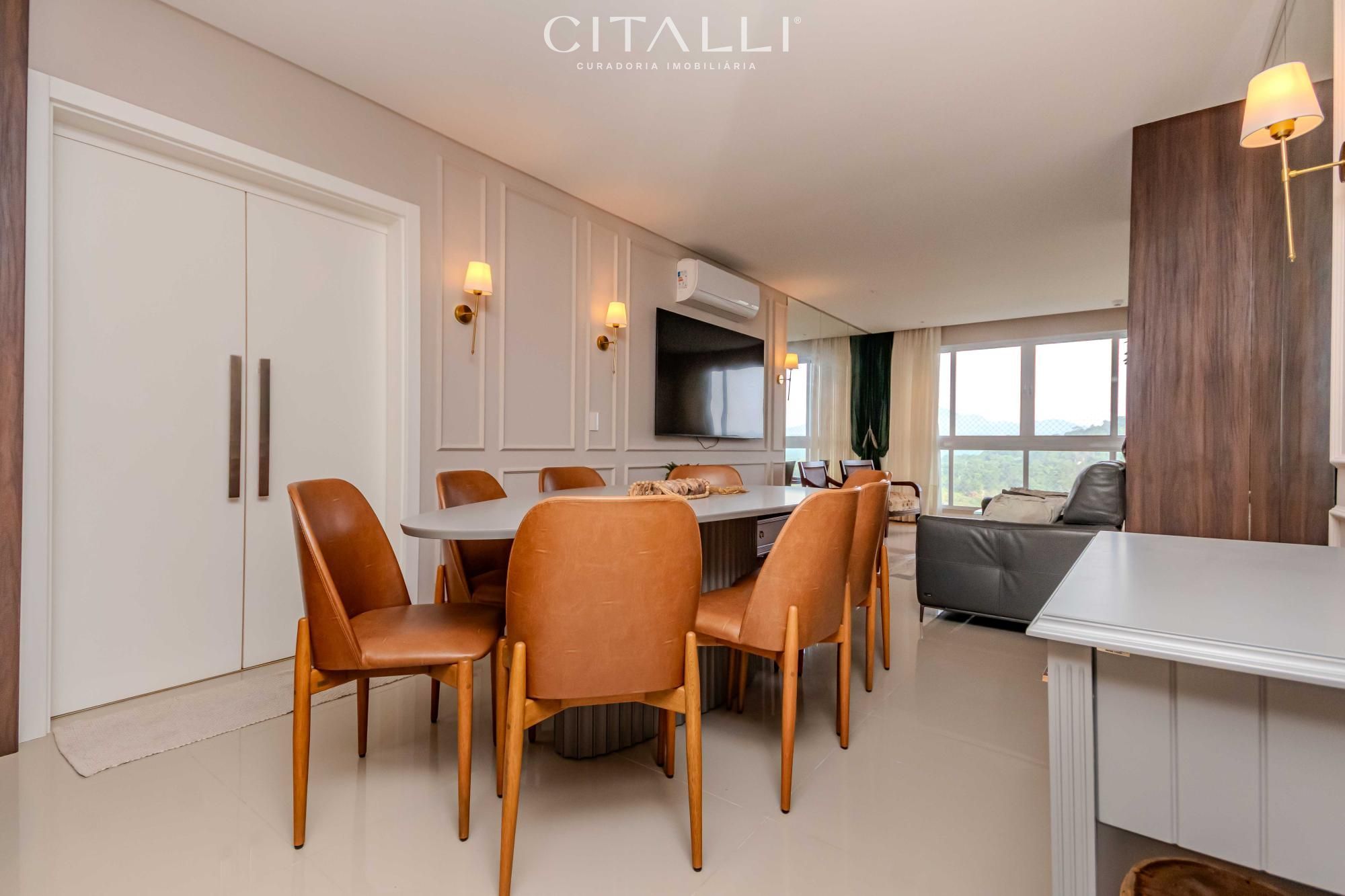APARTAMENTO COM 04 SUÍTES À POUCOS PASSOS DA PRAIA DE BALNEÁRIO CAMBORIÚ SC - Foto 1