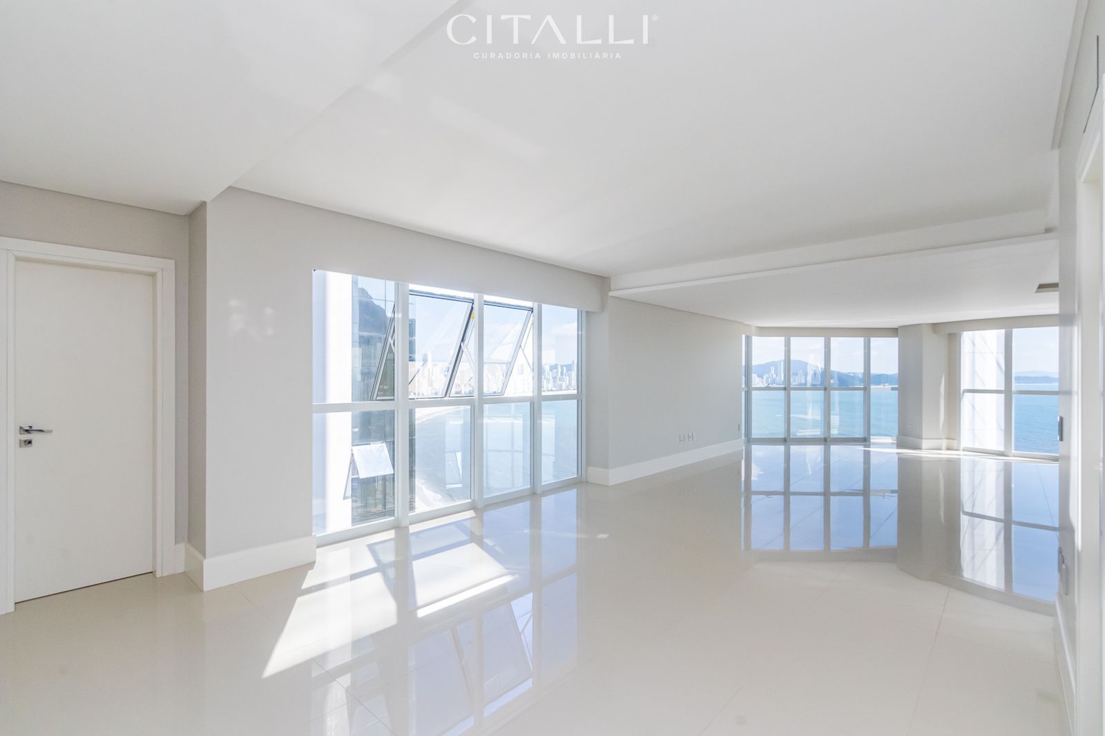 Apartamento no Edifício Ibiza Towers em Balneário Camboriú com 238 m² - Foto 4