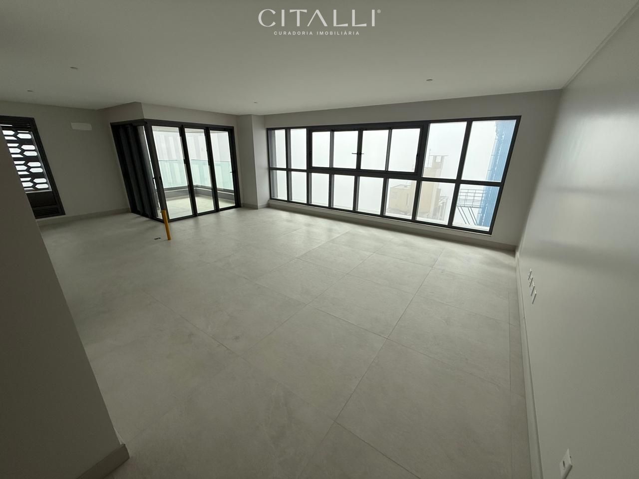 Apartamento no Edifício Tonino Lamborghini Residences em Balneário Camboriú com 194,25 m² - Foto 1