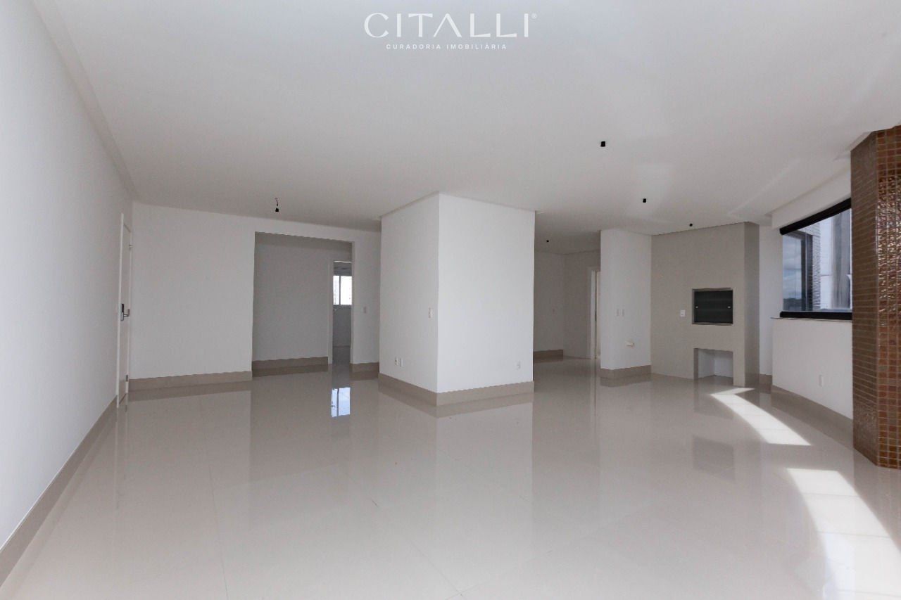 Apartamento no Edifício Villa Castelli em Balneário Camboriú com 150,48 m² - Foto 4