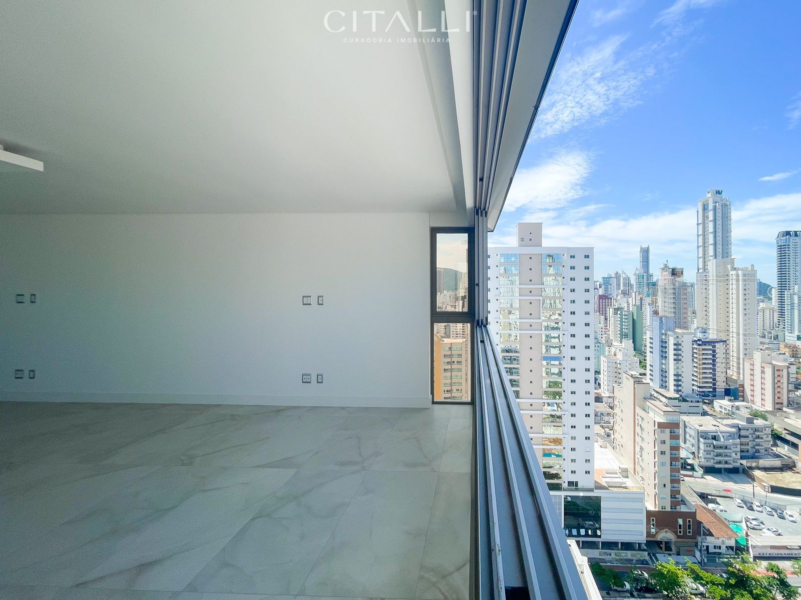 Apartamento no Edifício Ocean Breeze em Balneário Camboriú, 167m², 04 suítes - Foto 3
