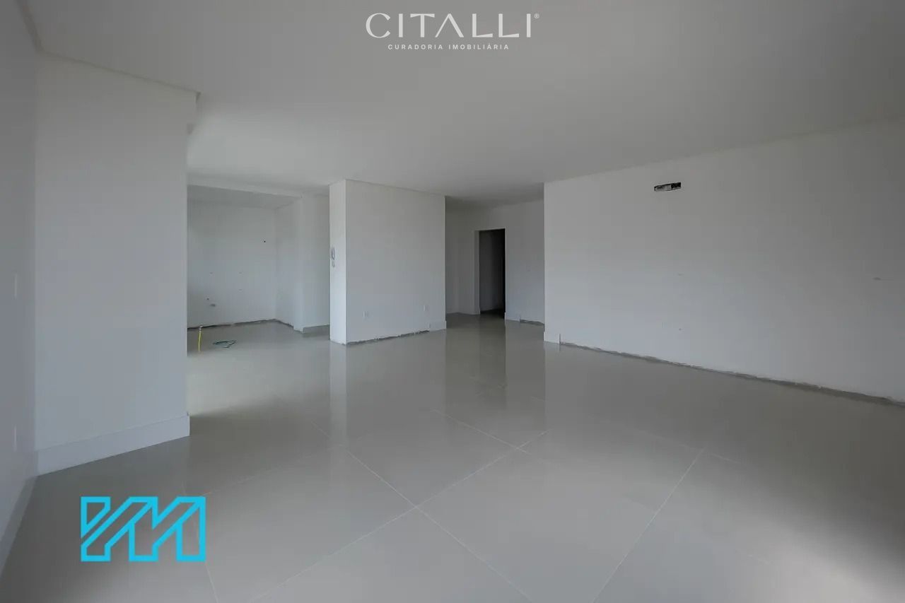 Apartamento com 04 suítes no Edifício Brava Palace Residence em Itajaí com 173m² - Foto 4