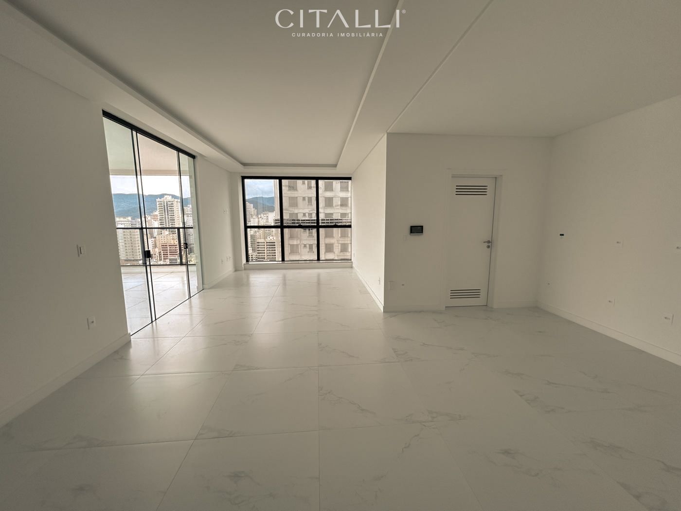Apartamento no Acqua Blue Residence na Meia Praia em Itapema com 153 m² - Foto 2