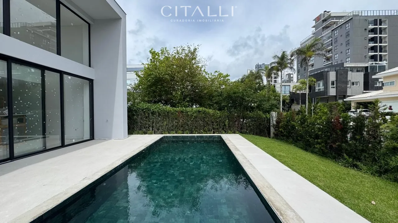 Mansão no Condomínio Porto Riviera Exclusive na Praia Brava em Itajaí com 520 m² - Foto 3