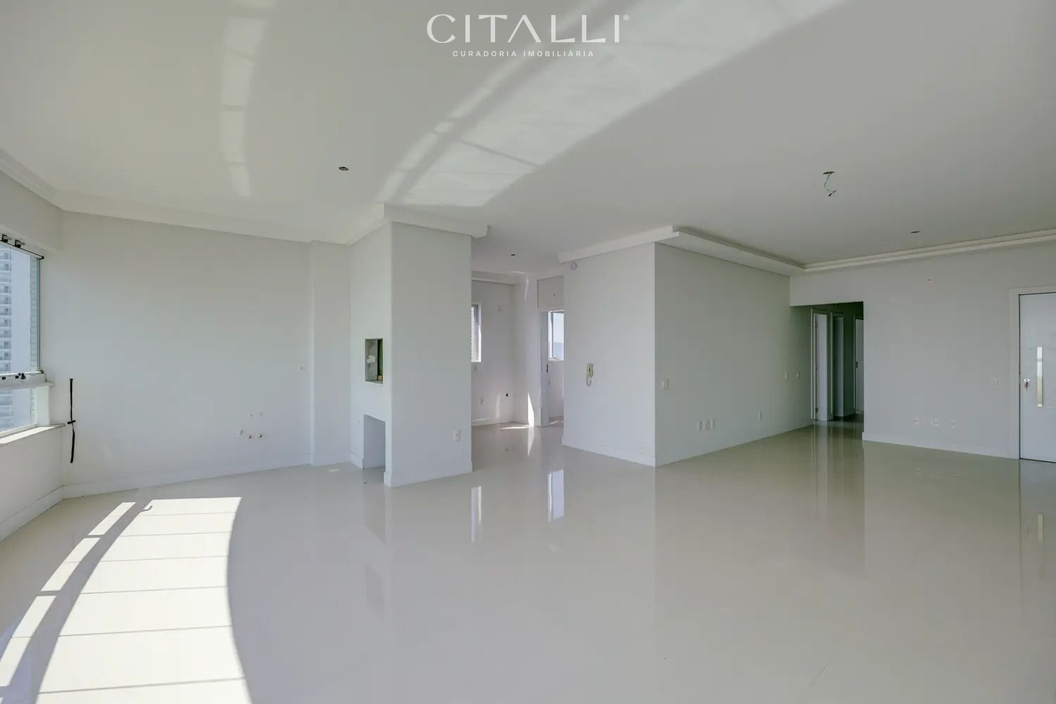 Apartamento com 03 suítes  no Edifício Porto da Barra em Balneário Camboriú - Foto 4