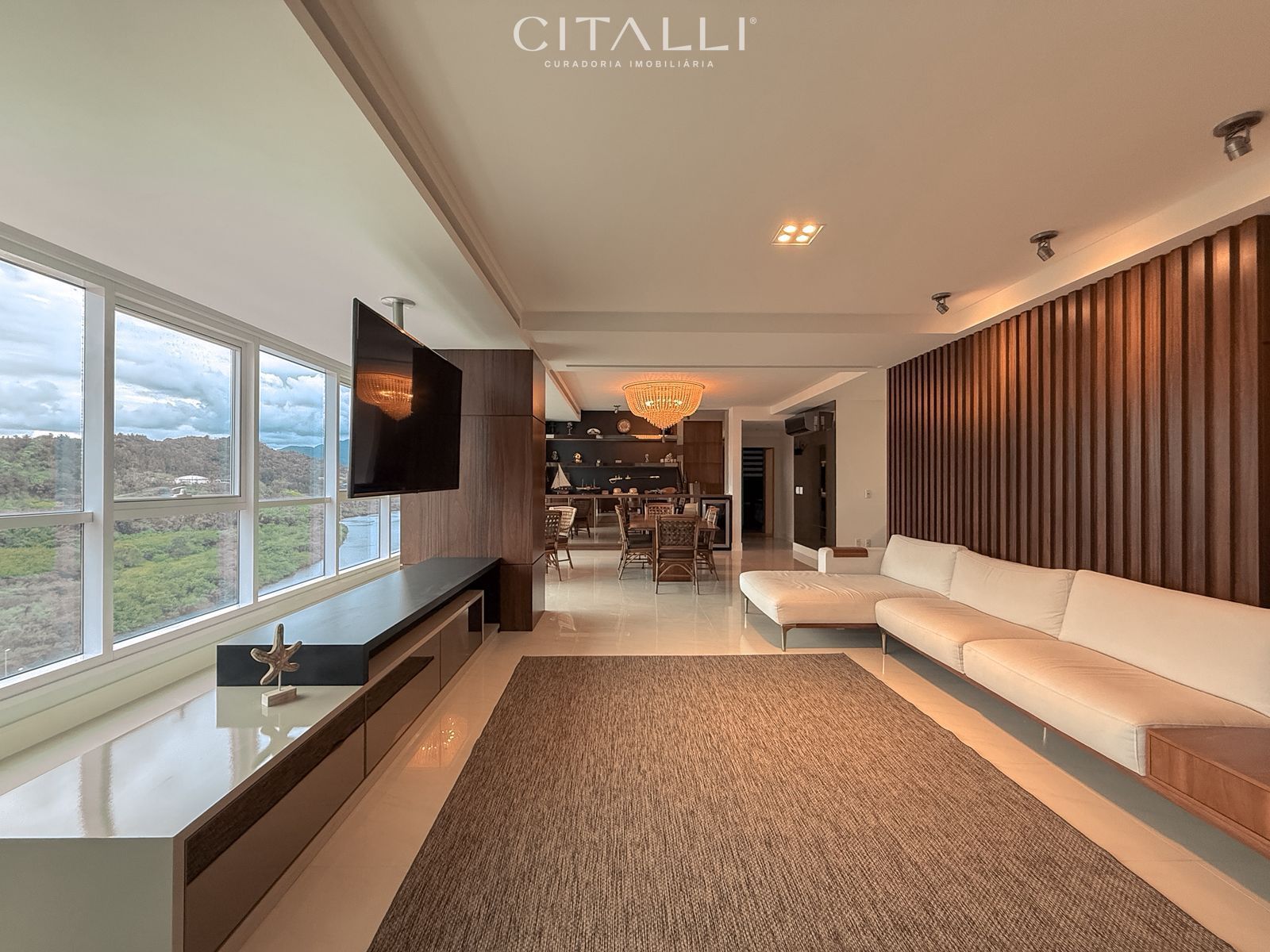 APARTAMENTO MOBILIADO EM BALNEÁRIO CAMBORIÚ COM MARINA PRIVATIVA - Foto 1