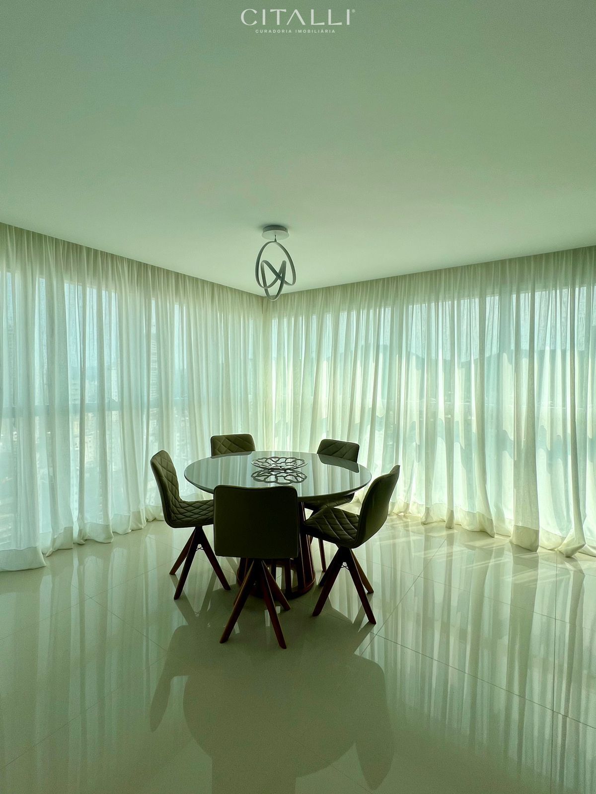 Apartamento quadra mar mobiliado a venda Balneário Camboriú - Foto 4