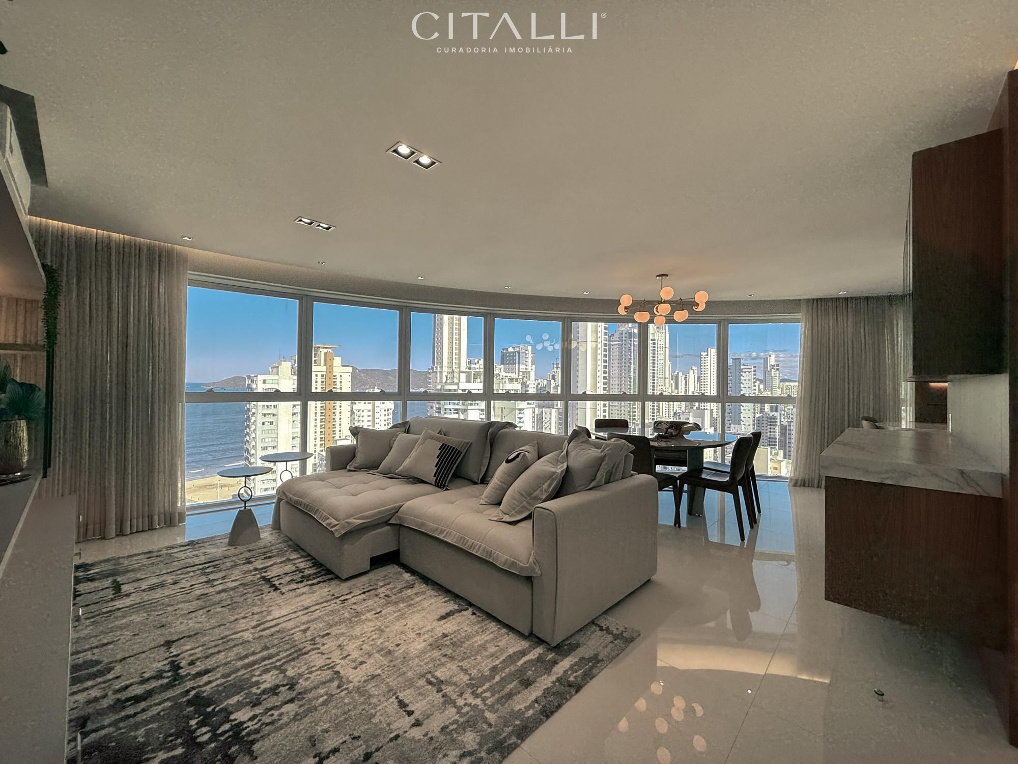 Apartamento decorado no Oympo Tower à venda em Balneário Camboriú, 131m² - Foto 2