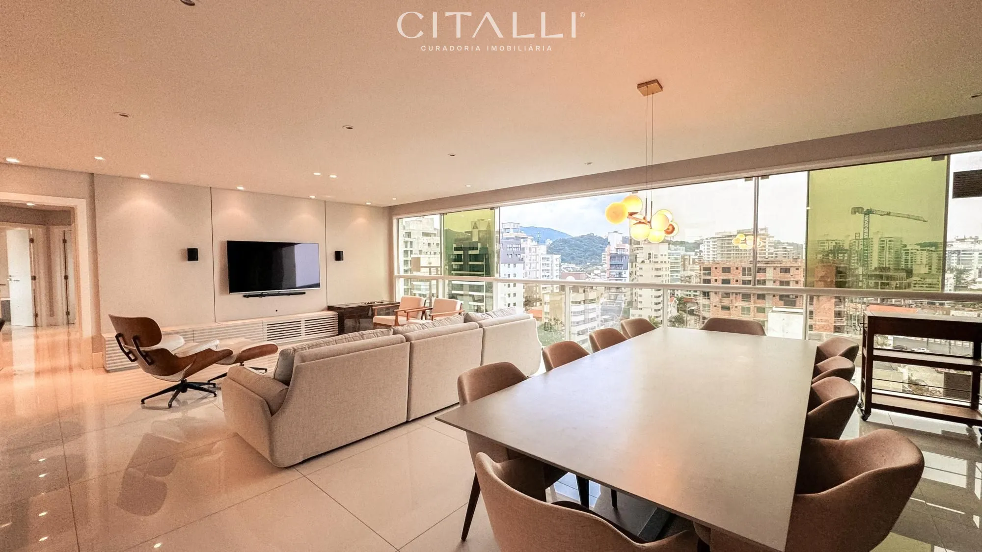 Apartamento no Edifício Mirage Residence na Praia Brava em Itajaí com 190 m² - Foto 4