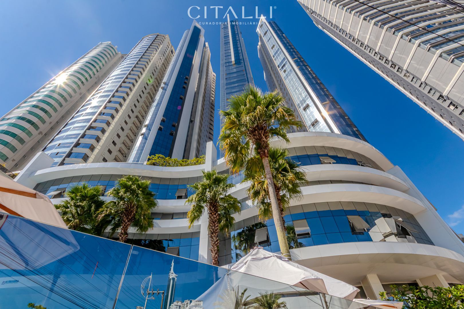 Apartamento no Edifício Ibiza Towers em Balneário Camboriú com 237 m² - Foto 2