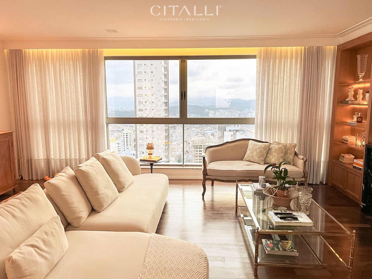 Apartamento no Edifício Privilège Residence Balneário Camboriú com 159,94 m² - Foto 3