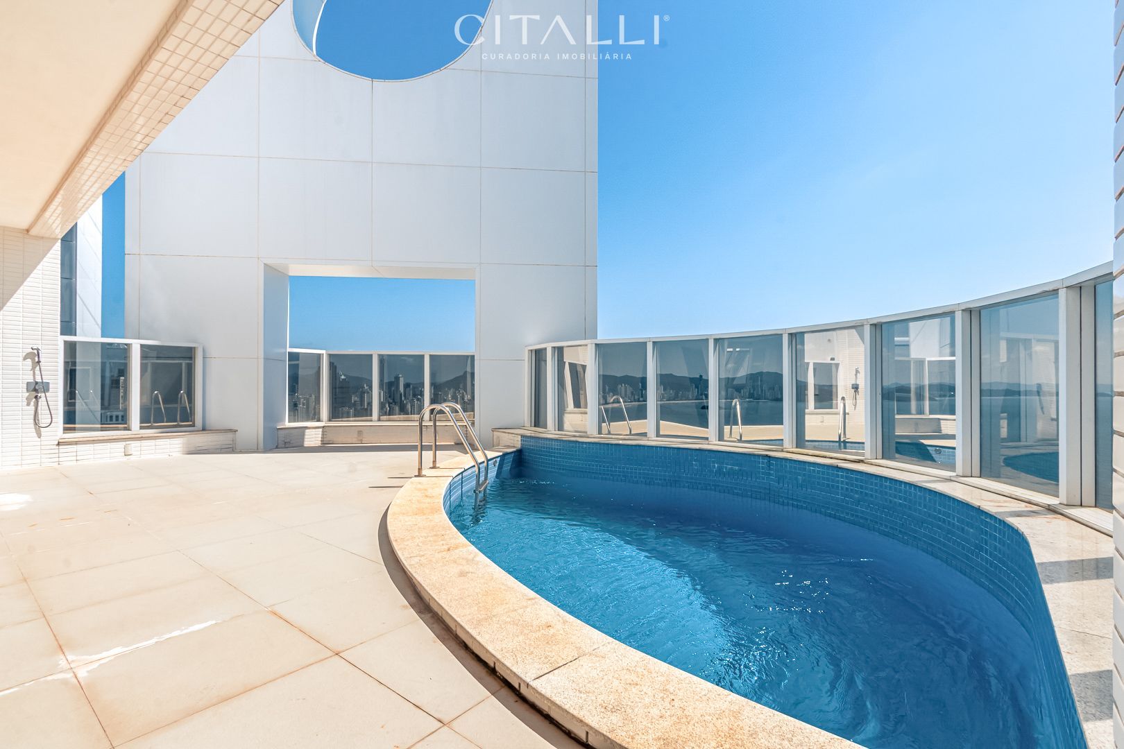 Cobertura Duplex no Edifício Ibiza Towers em Balneário Camboriú com 490 m² - Foto 3