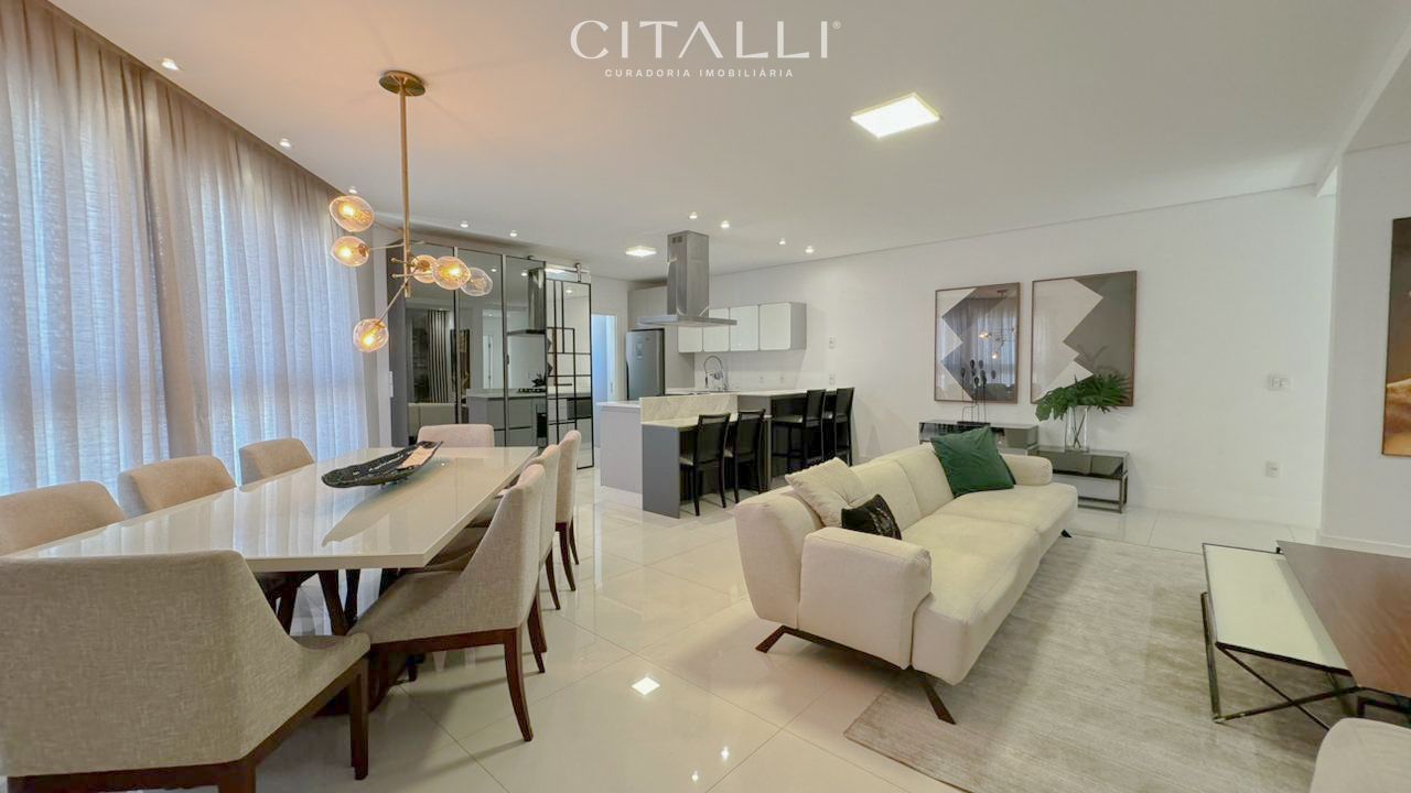 Apartamento no Edifício Sands Beach Residence em Balneário Camboriú com 163 m² - Foto 1