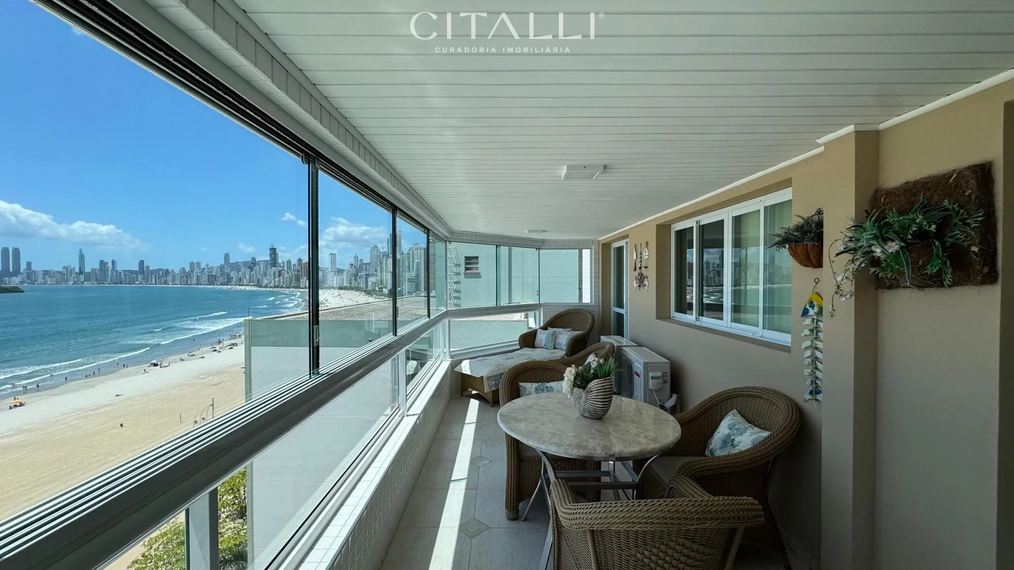 APARTAMENTO FRENTE MAR NO EDIFÍCIO TORRE ATLÂNTICA – BALNEÁRIO CAMBORIÚ - Foto 4