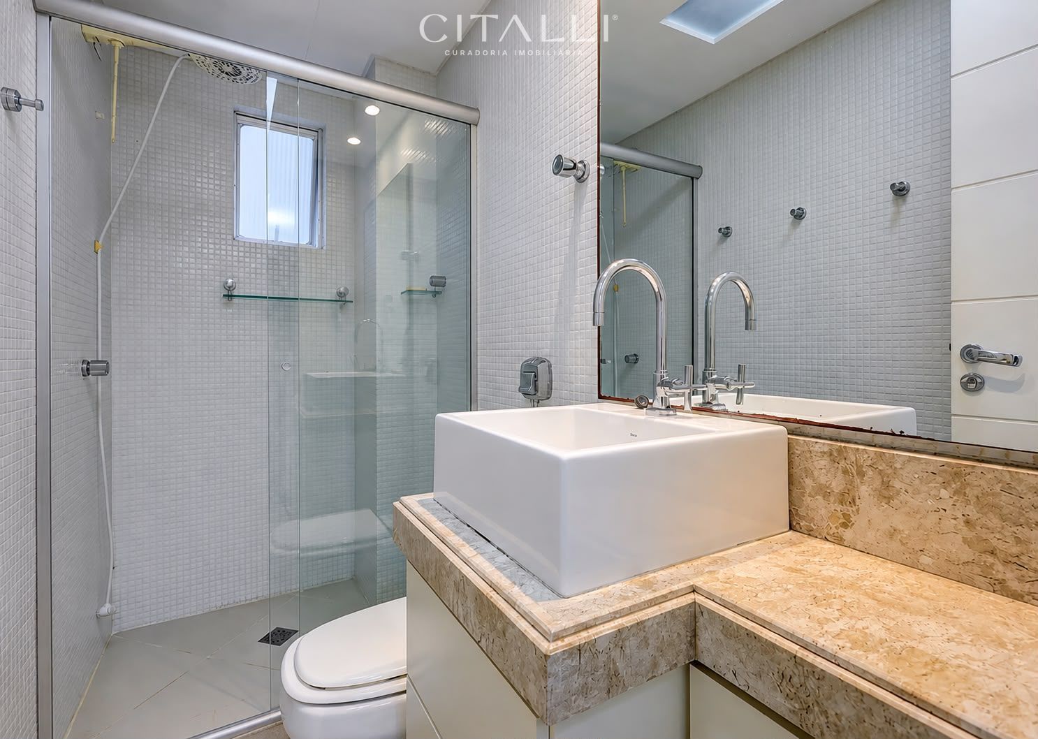 Apartamento Quadra Mar Mobiliado em Balneário Camboriú. - Foto 5