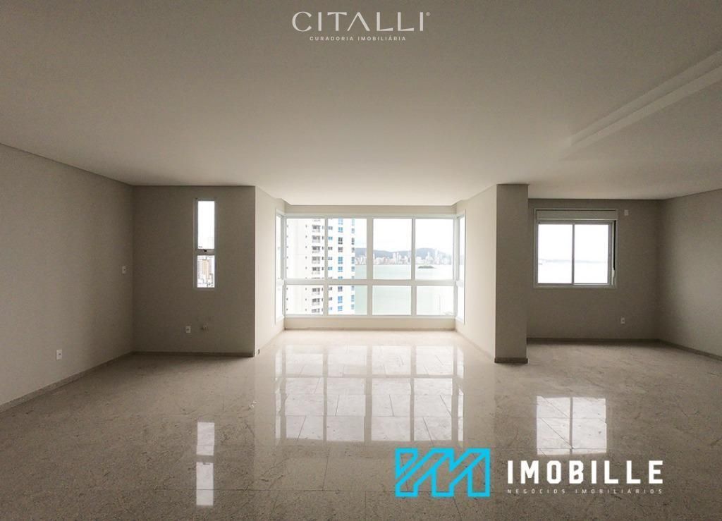 Apartamento com 03 suítes no Edifício Via Marina Balneário Camboriú - Foto 1