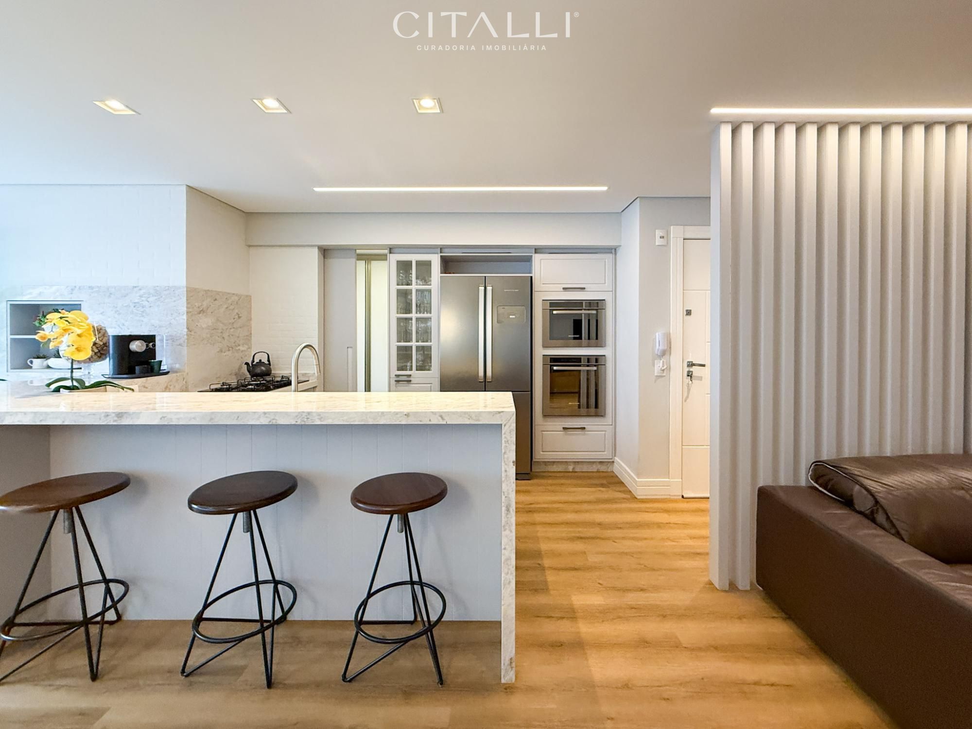 Apartamento à Venda no Porto Luna em Balneário Camboriú, 91m², 02 suítes - Foto 3