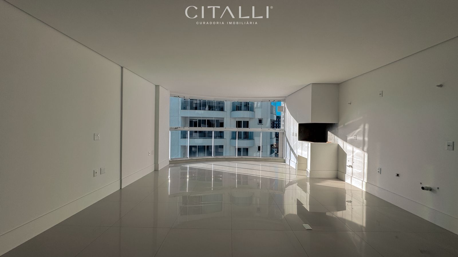 APARTAMENTO COM 4 SUÍTES NOVO EM HOME CLUB NA PRAIA PRAIA - Foto 1