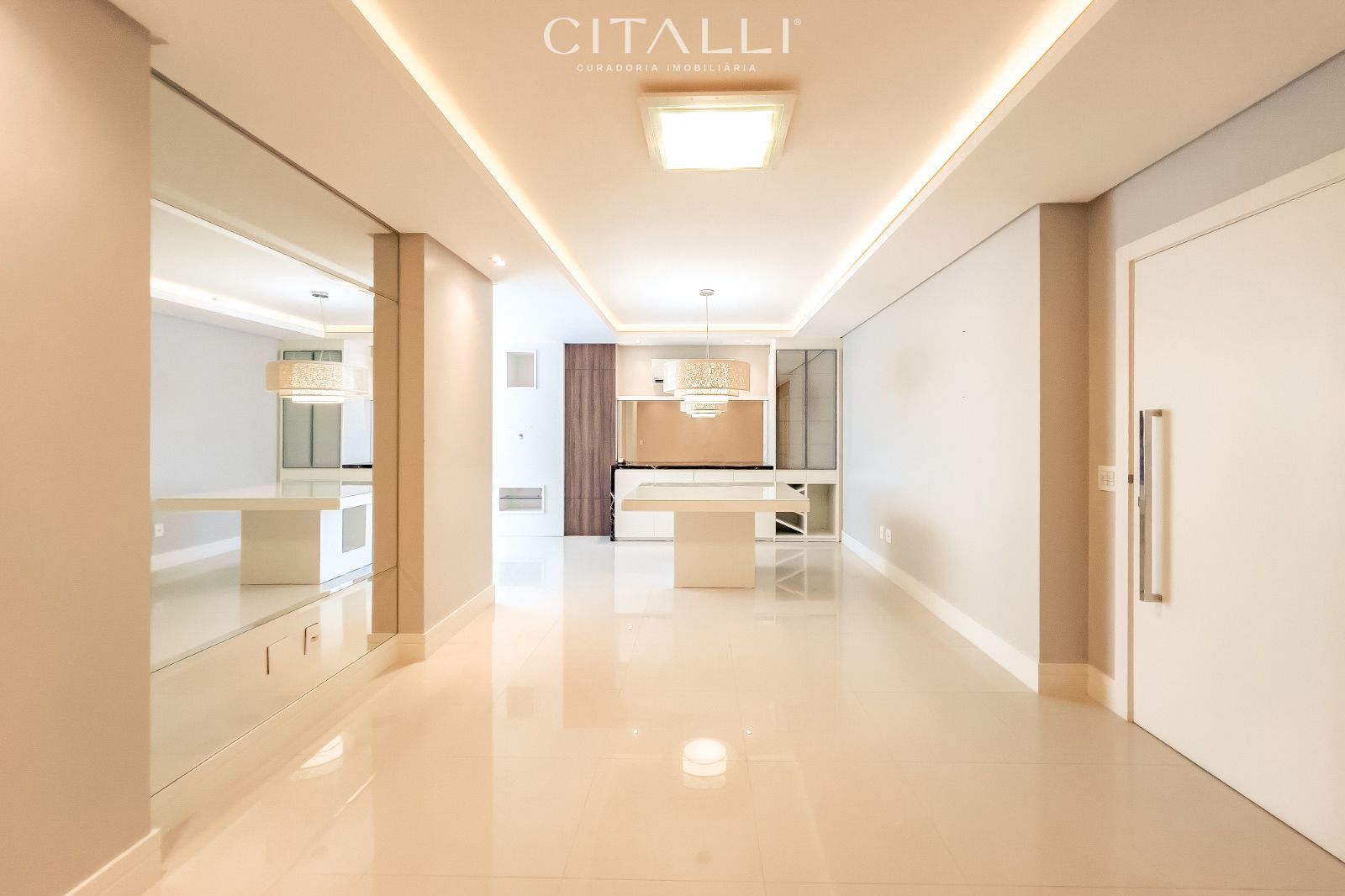 Apartamento com suítes no Edifício Torremolinos em Balneário Camboriú - Foto 4