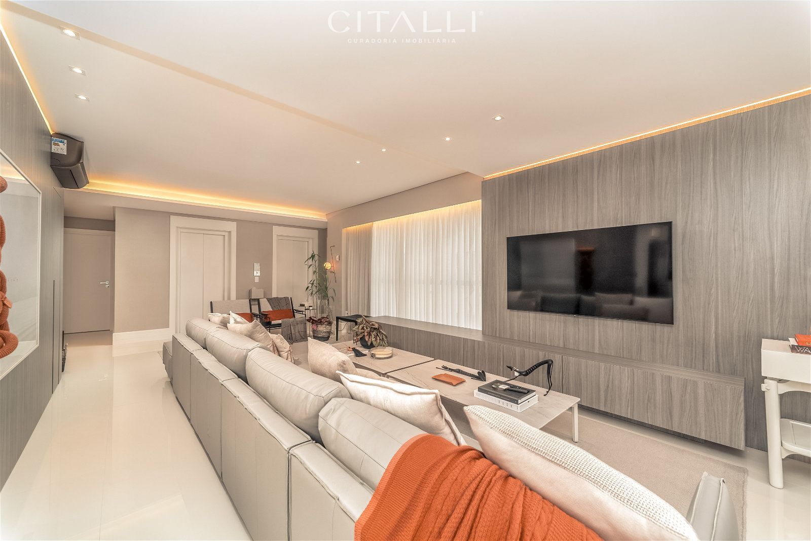 Apartamento no Edifício Ibiza Towers em Balneário Camboriú com 238 m² - Foto 2