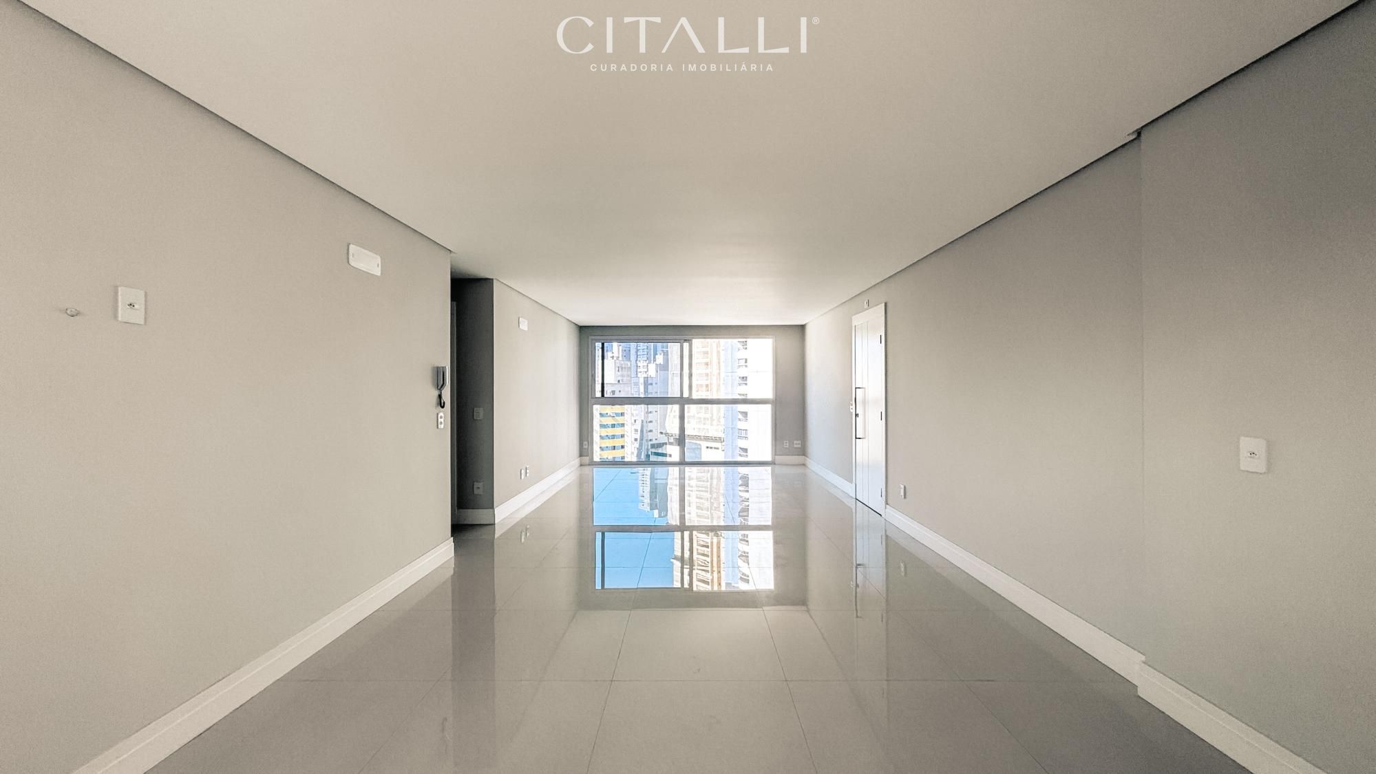 Apartamento mobiliado no Edifício Phoenix Tower em Balneário Camboriú com 139m² - Foto 1