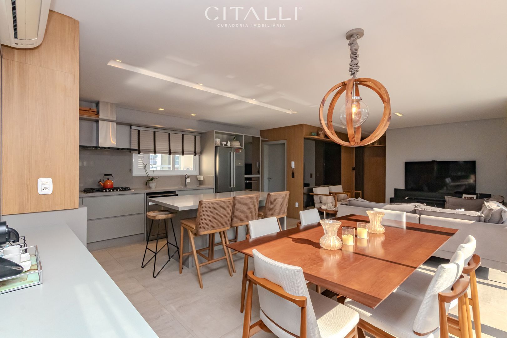 Apartamento no Edifício Ilha de Martinica em Balneário Camboriú com 131 m² - Foto 2