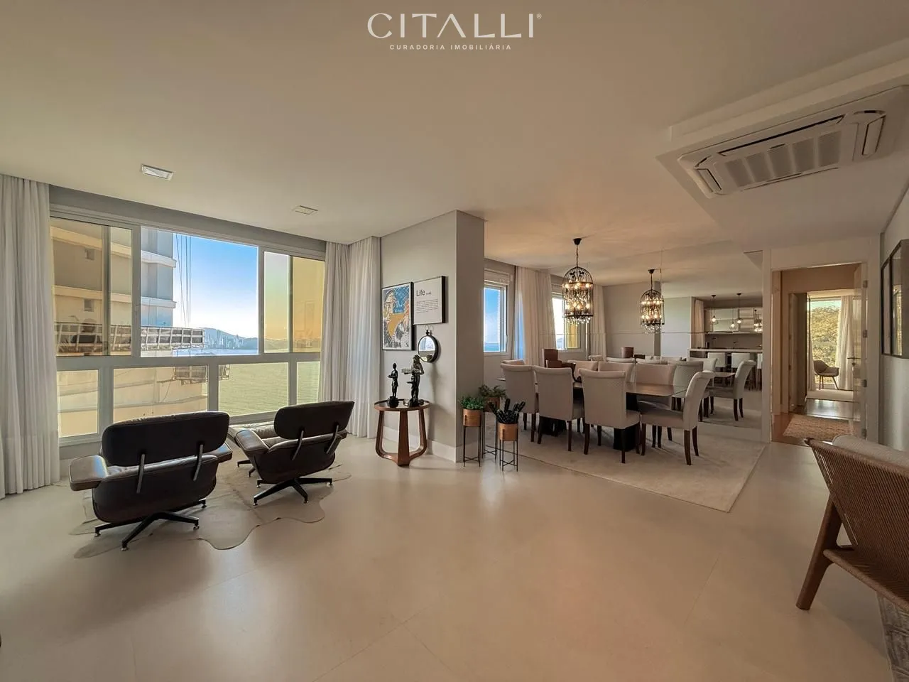 Edifício Via Marina - Barra Sul - Vista MAR - 1 apartamento por andar - Foto 1