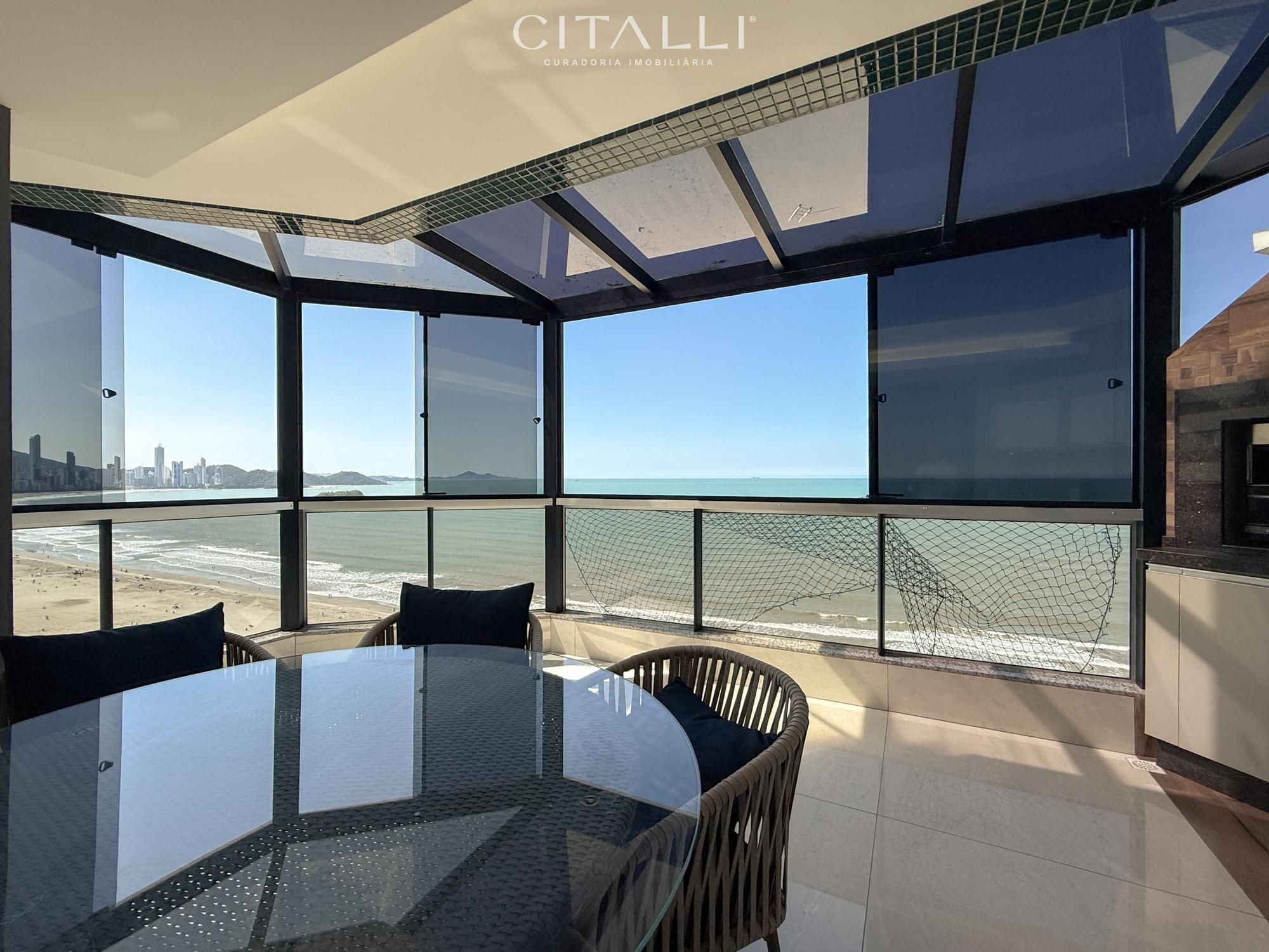 Apartamento Frente Mar no Lago Maggiore em Balneário Camboriú, 170m² - Foto 1