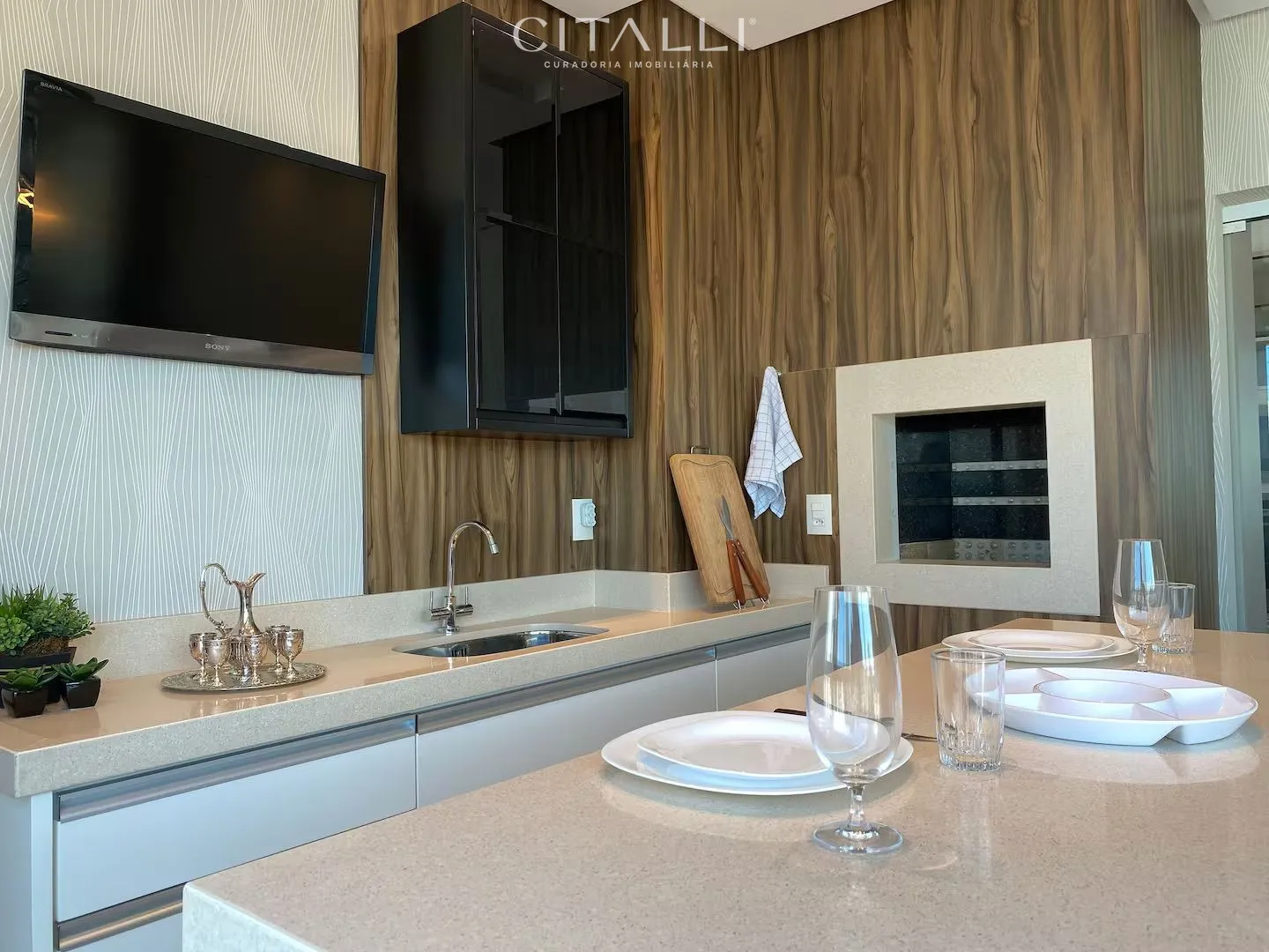 APARTAMENTO NO EDIFÍCIO PORTO DA BARRA – BALNEÁRIO CAMBORIÚ - Foto 1