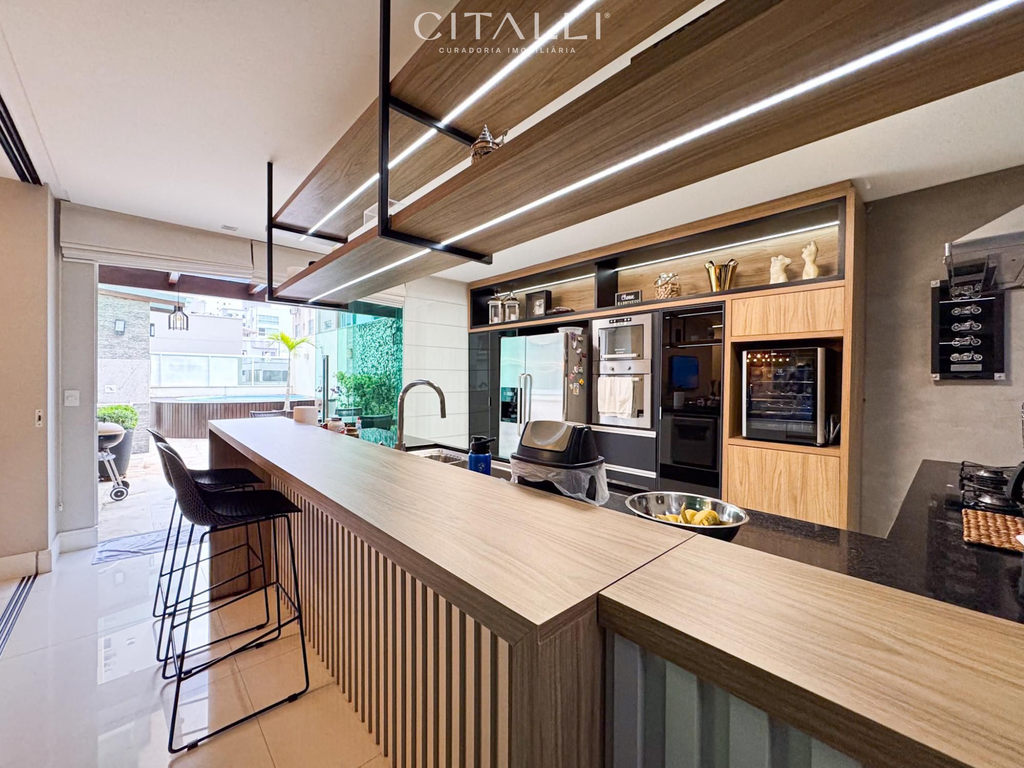 Apartamento Garden no Chateau Versailles em Balneário Camboriú, 03 quartos, 177m² - Foto 3