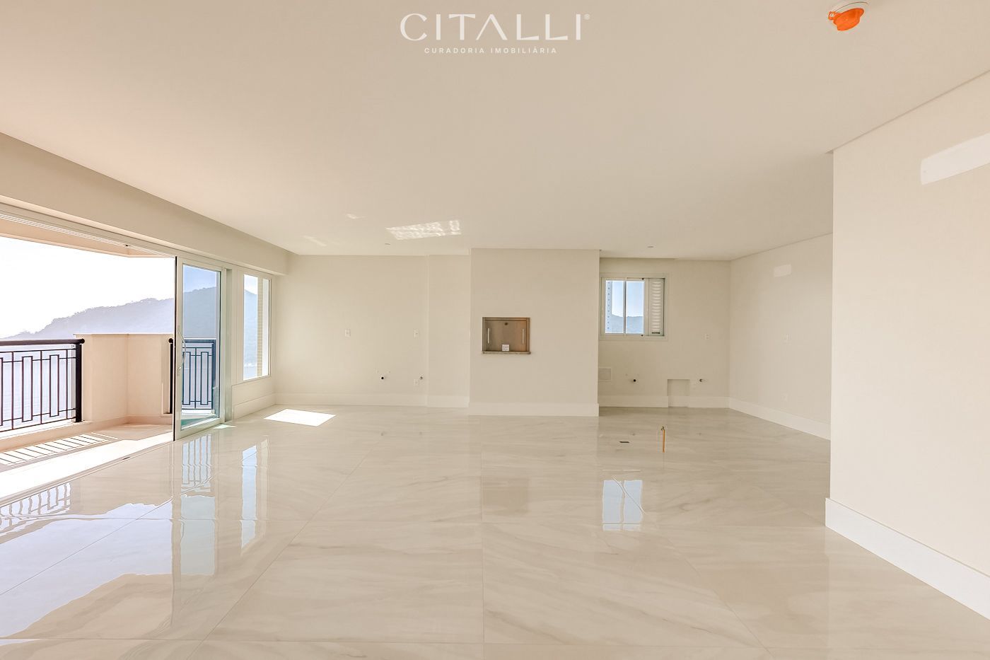 Apartamento no Edifício Aurora Exclusive Home em Balneário Camboriú com 230,85 m² - Foto 3