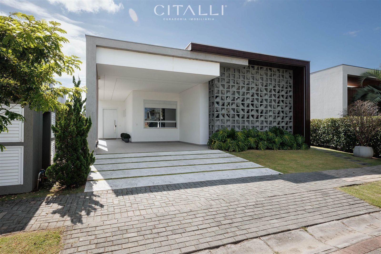 Casa no Condomínio Reserva Camboriú com 450 m² - Foto 1