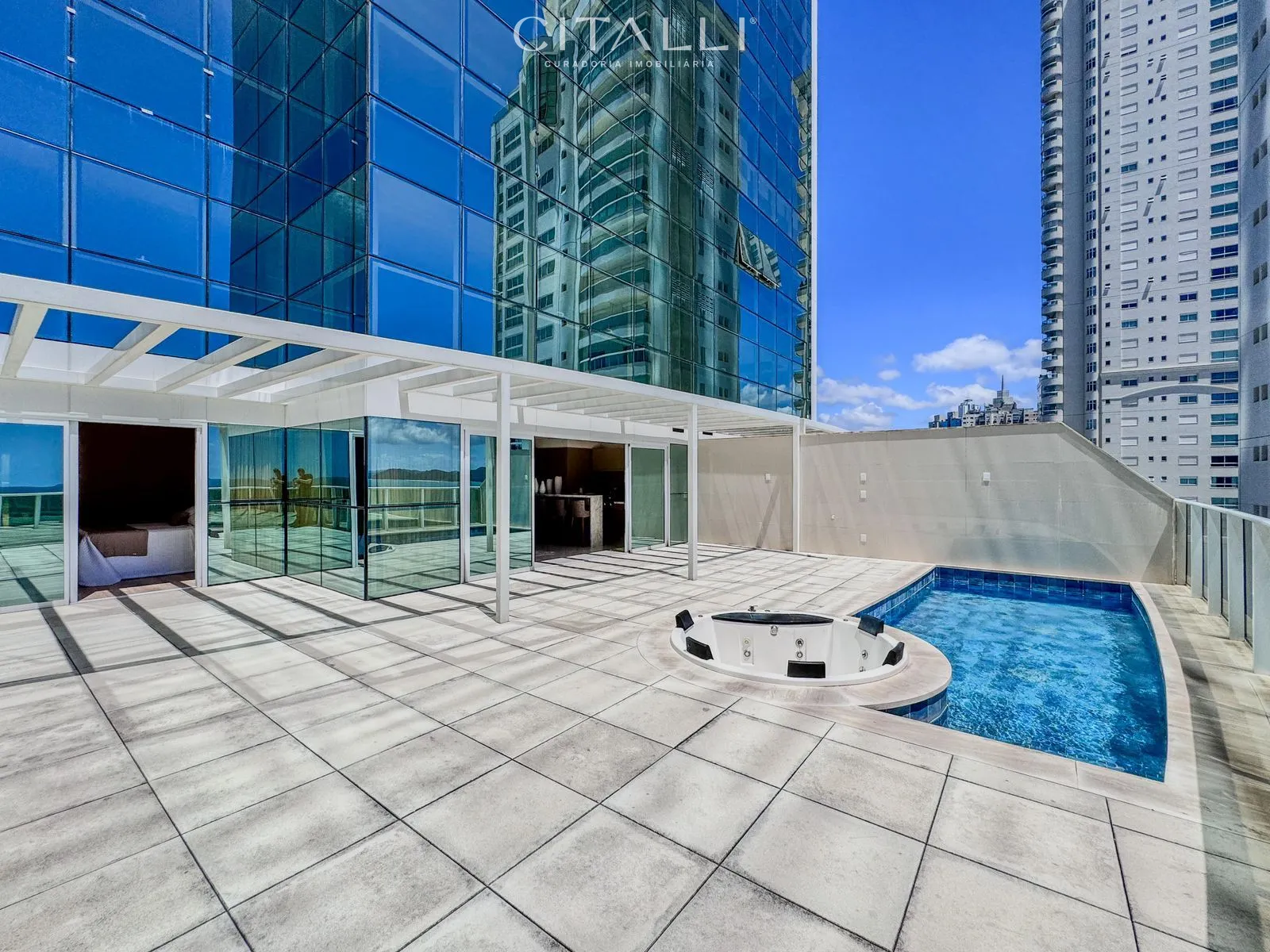 APARTAMENTO DIFERENCIADO NO EDIFÍCIO ONE TOWER – BALNEÁRIO CAMBORIÚ - Foto 4