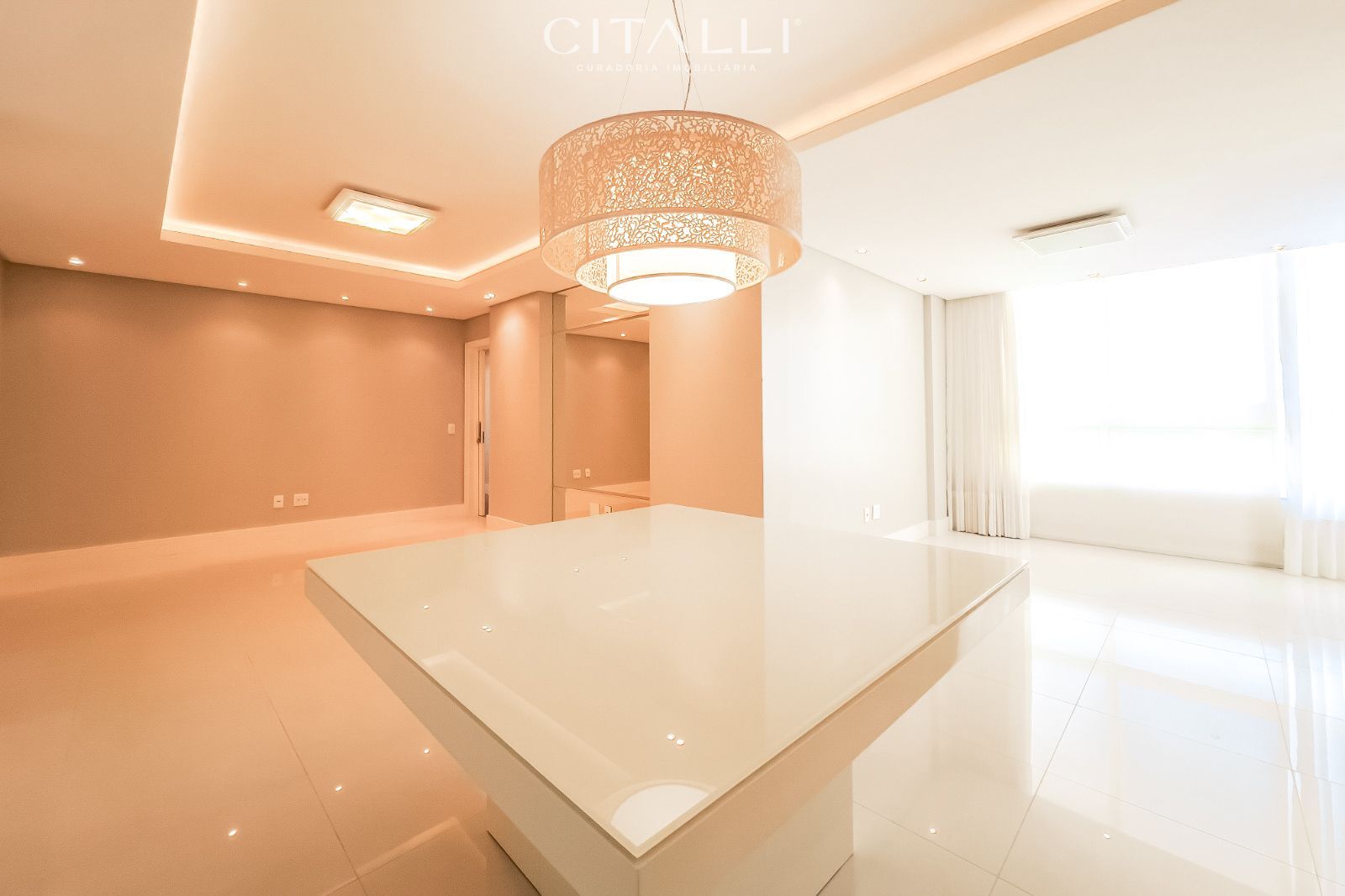 Apartamento com suítes no Edifício Torremolinos em Balneário Camboriú - Foto 5