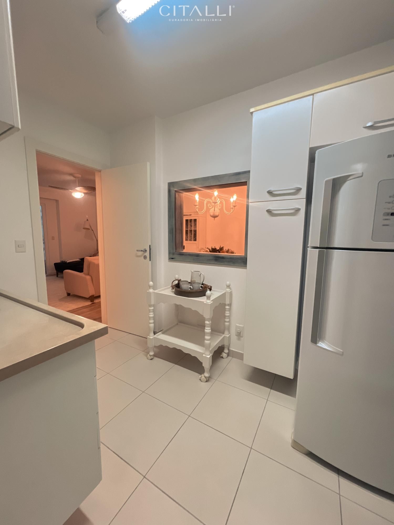 Apartamento quadra-mar, localizado na Rua 3300, próximo ao Passeio San Miguel. - Foto 5