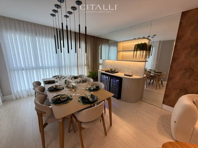 Apartamento no Edifício Hannover no Centro de Balneário Camboriú com 3 Suítes - Foto 1