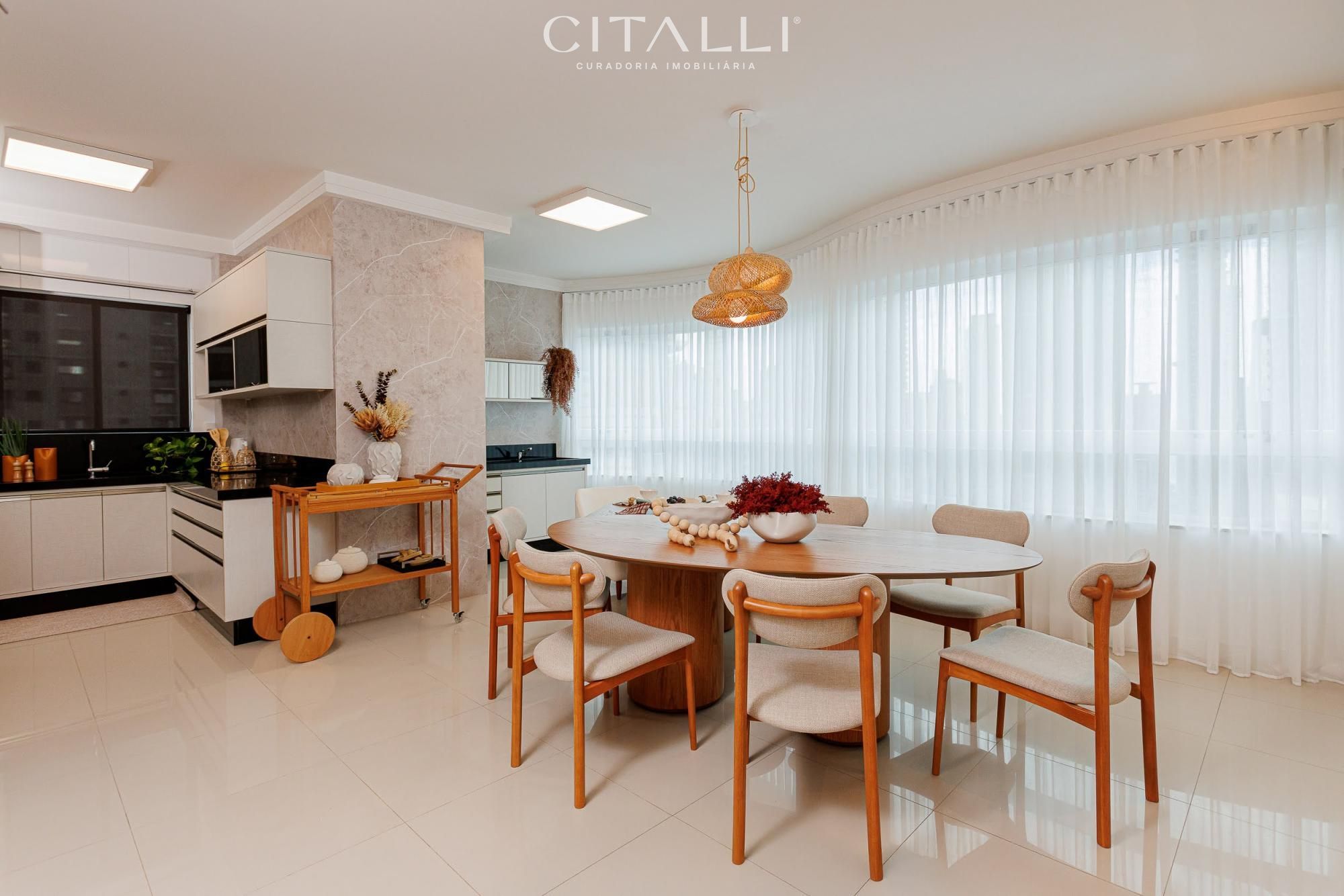 Apartamento mobiliado à venda no Edifício Porto Da Barra com 3 dormitórios próximo ao Passeio San Miguel - Foto 2