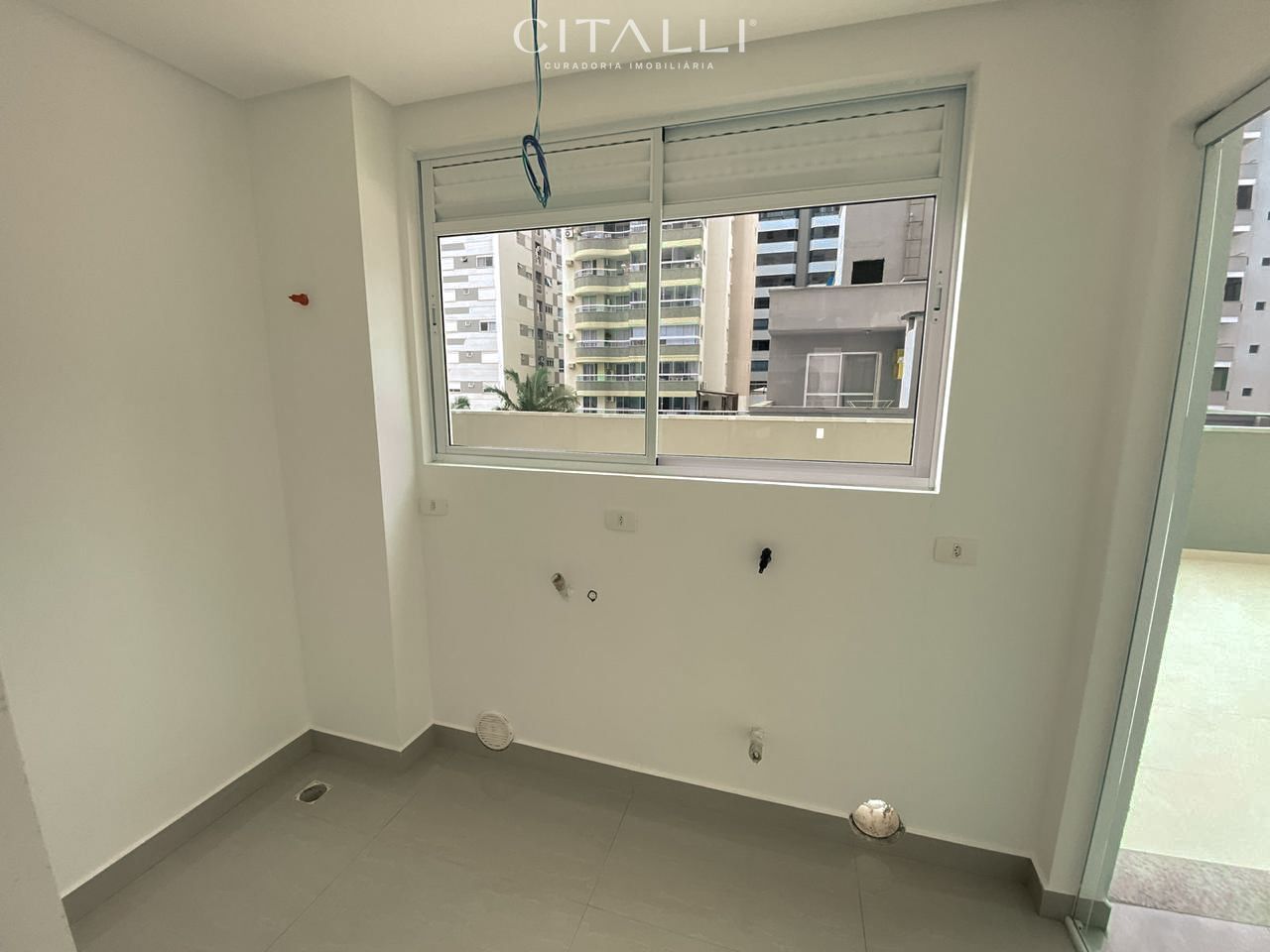 Apartamento diferenciado a apenas 200m do mar - Foto 5
