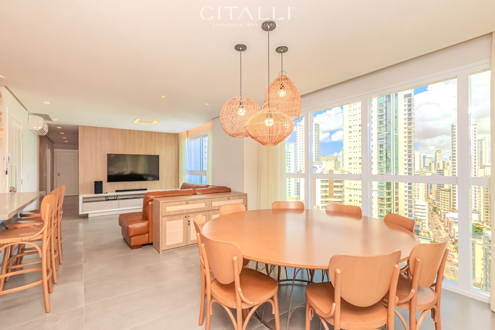 Apartamento no Edifício Eleganza Tower em Balneário Camboriú com 140,19 m² - Foto 1