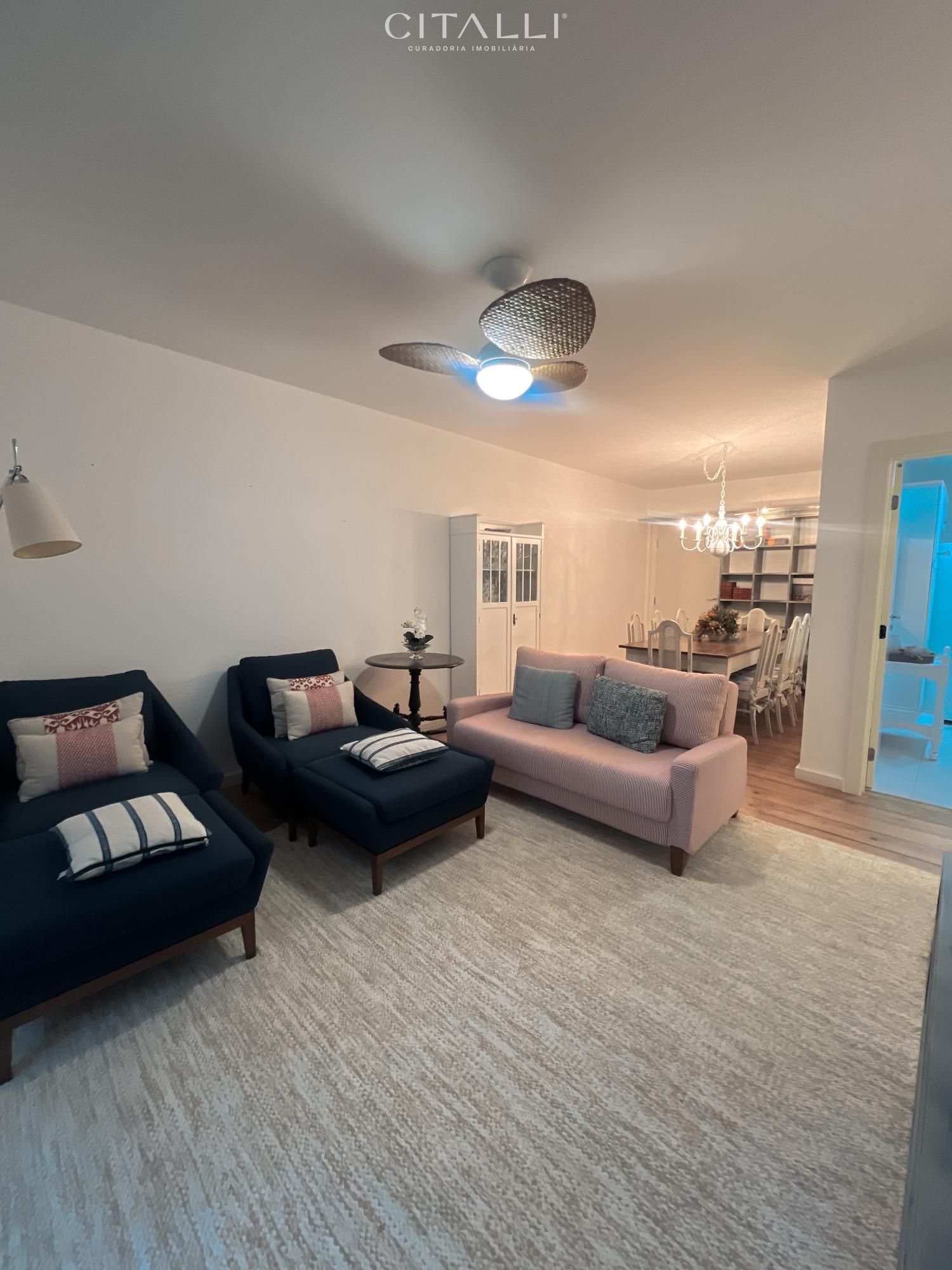 Apartamento quadra-mar, localizado na Rua 3300, próximo ao Passeio San Miguel. - Foto 2