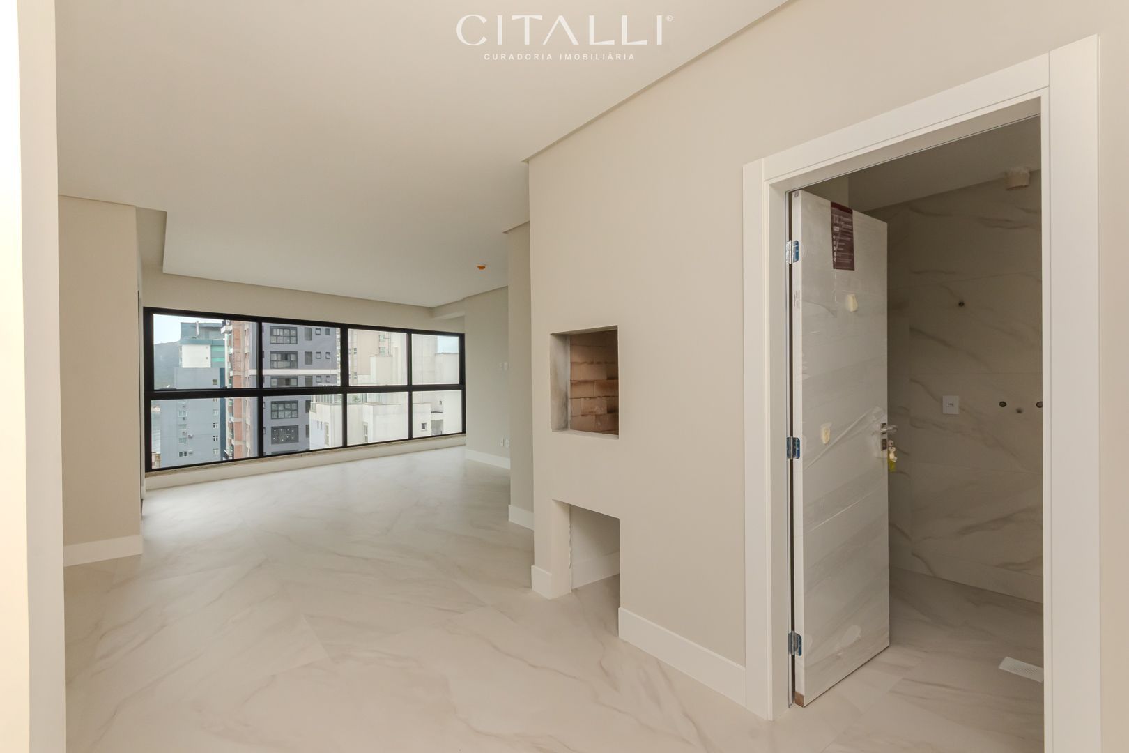 Apartamento no Edifício South Beach em Balneário Camboriú com 193 m² - Foto 2